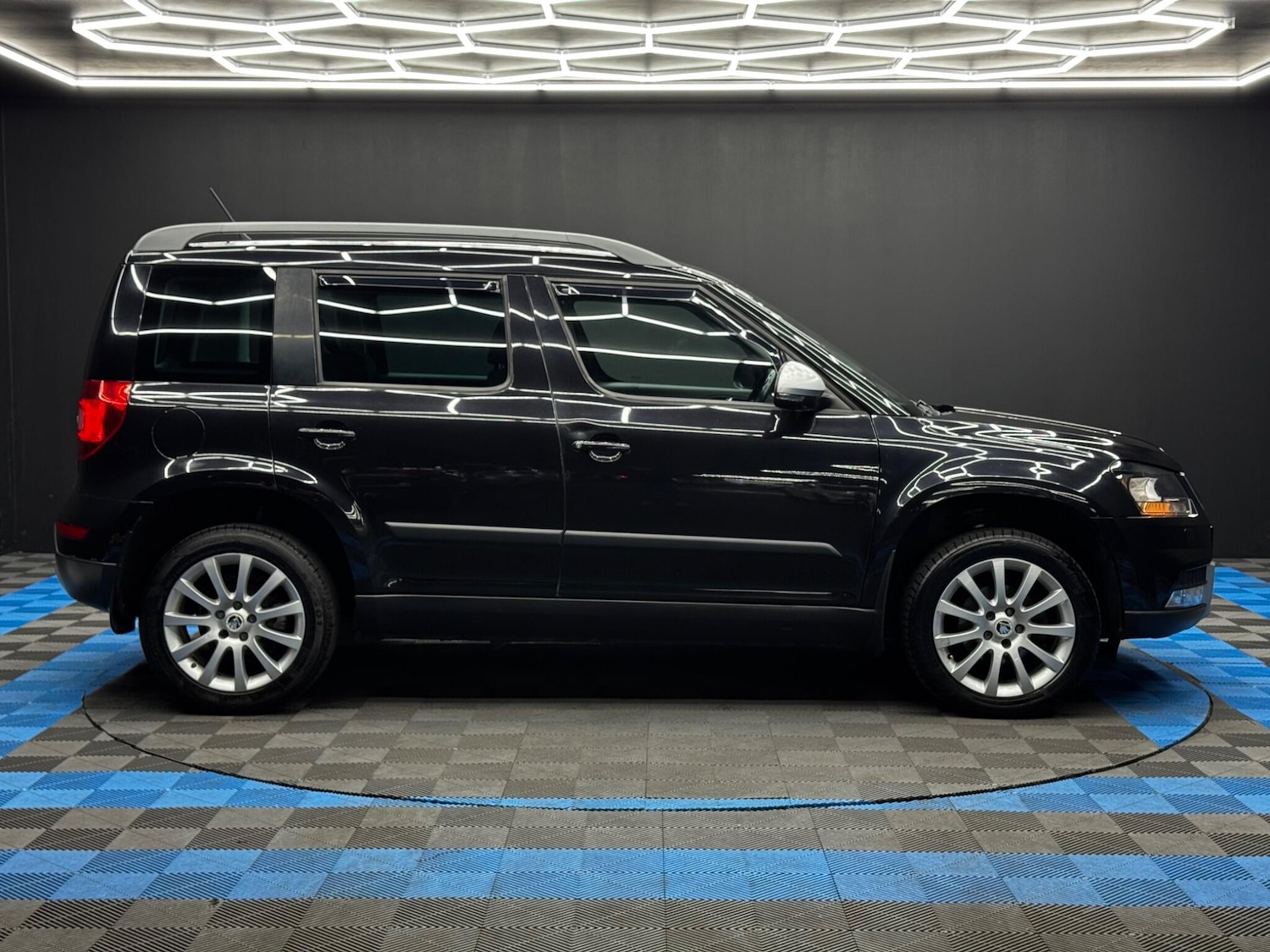 Used Skoda Yeti 2015 for sale - 76361079: Photo 4