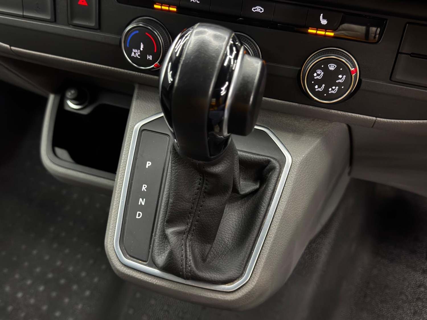 Used Volkswagen Transporter 2021 for sale - 77029828: Photo 20