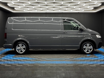 Used Volkswagen Transporter 2021 for sale - 77029828: Photo