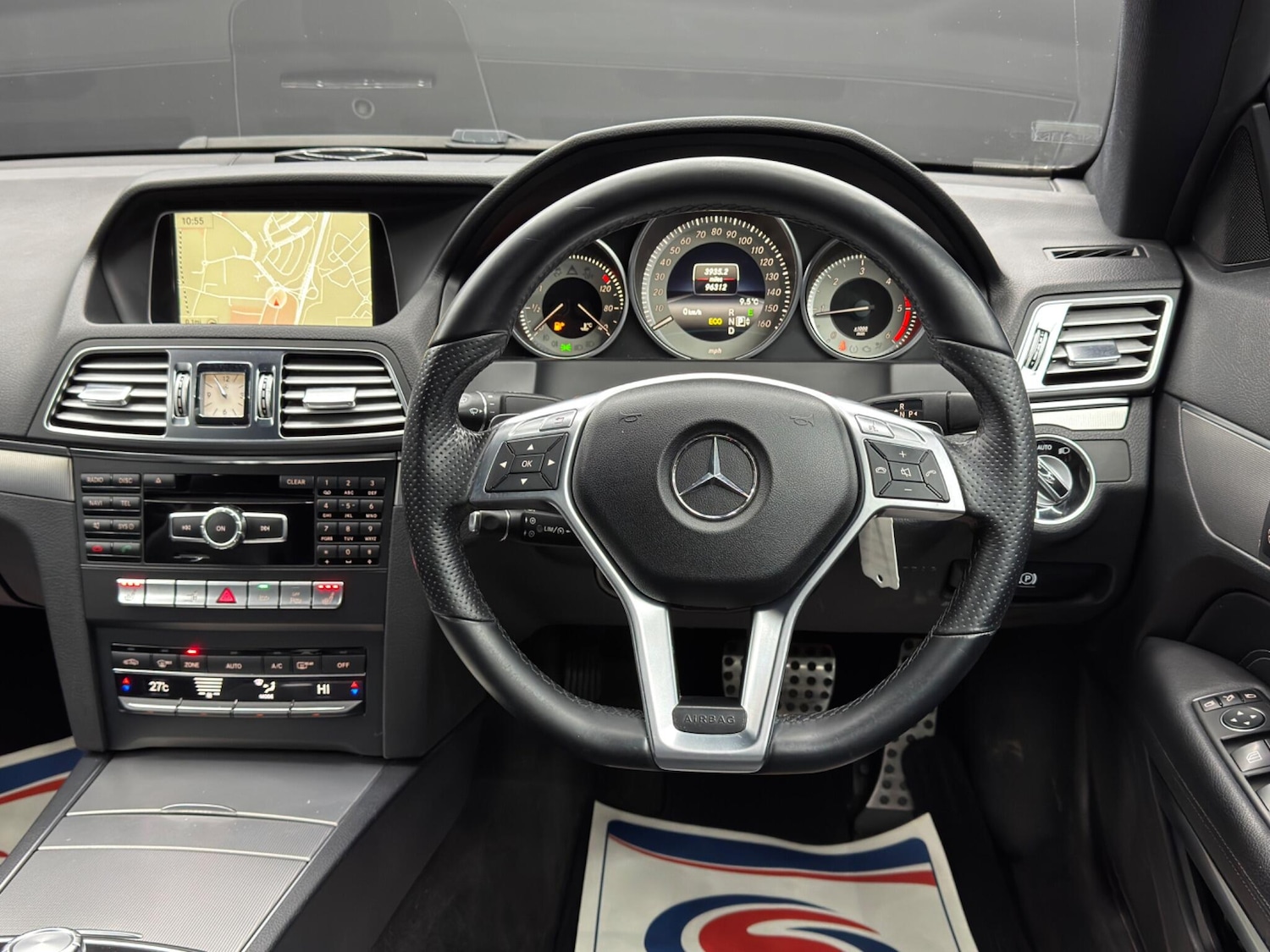 Used Mercedes-Benz E Class 2013 for sale - 77351800: Photo 17