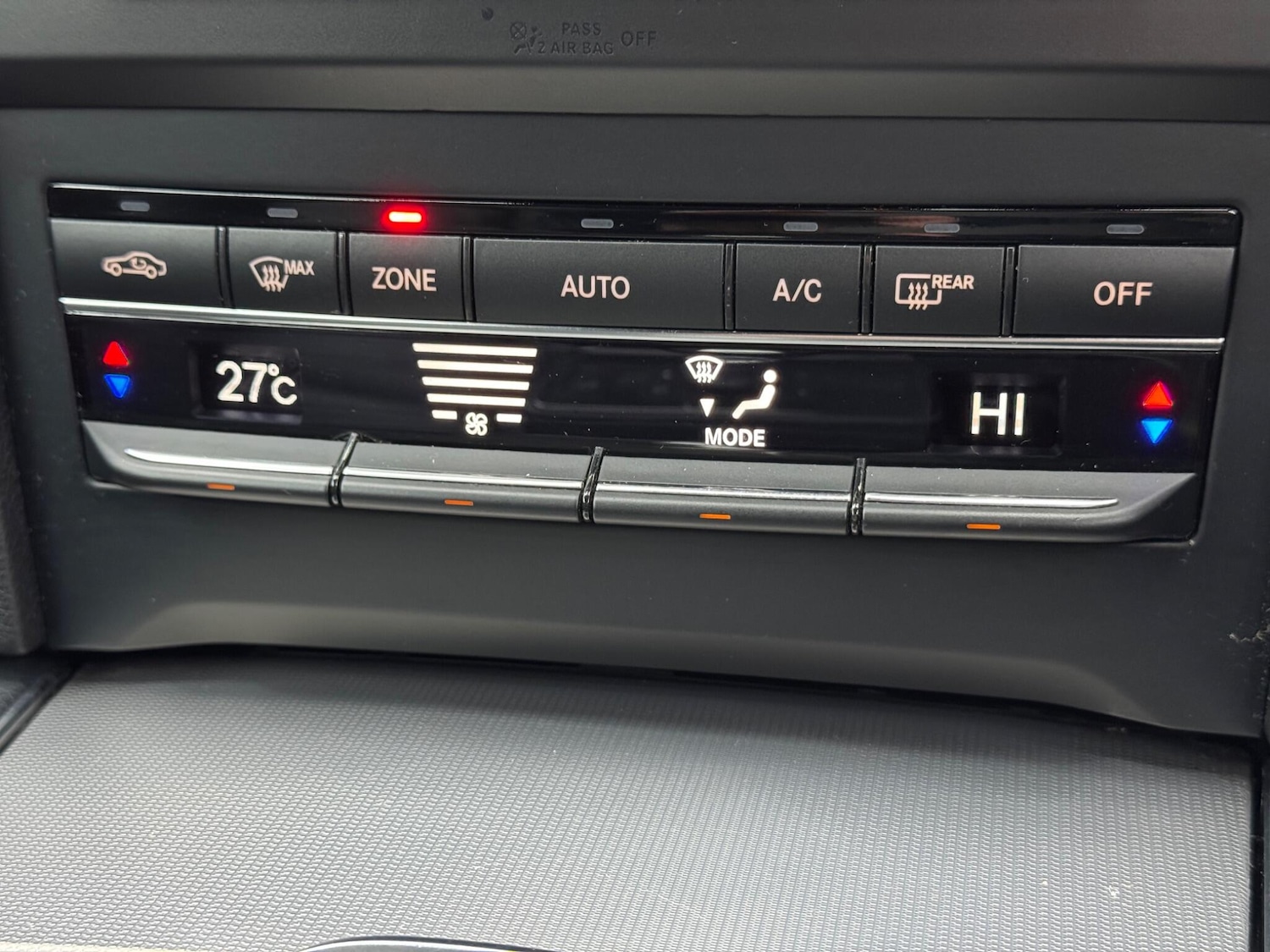 Used Mercedes-Benz E Class 2013 for sale - 77351800: Photo 26