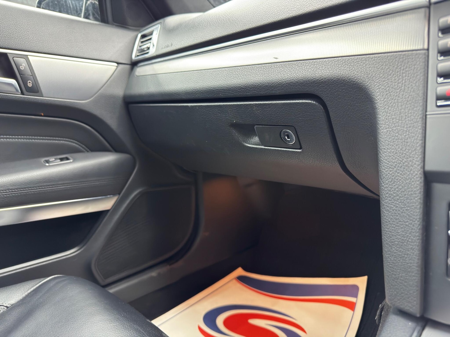 Used Mercedes-Benz E Class 2013 for sale - 77351800: Photo 32