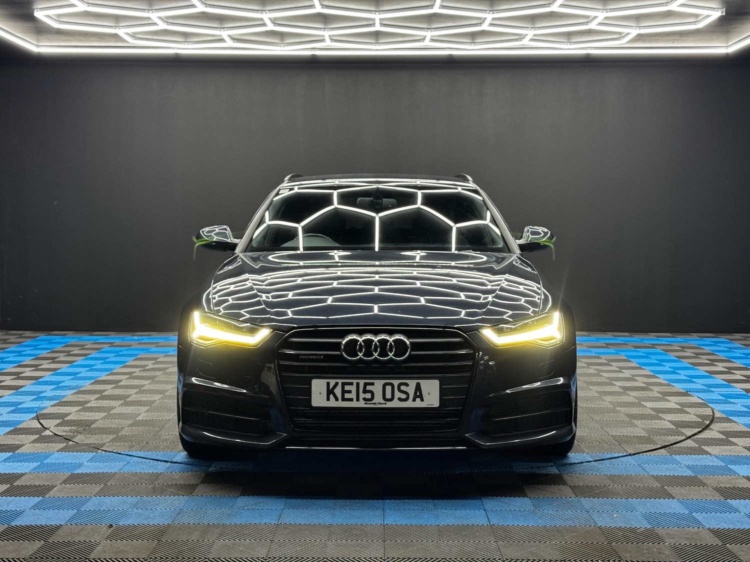 Used Audi A6 Avant 2015 for sale - 77386466: Photo 2