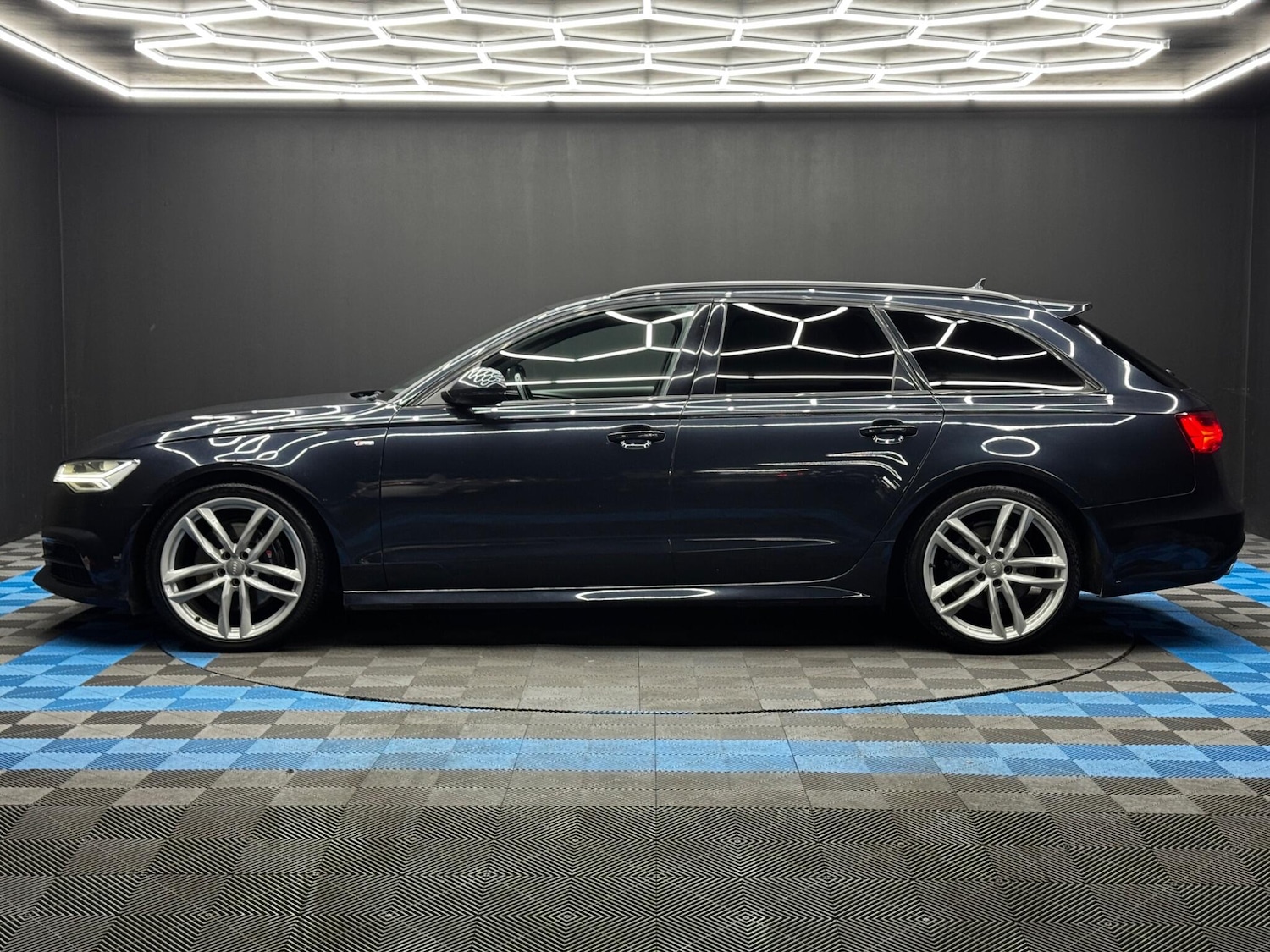 Used Audi A6 Avant 2015 for sale - 77386466: Photo 8