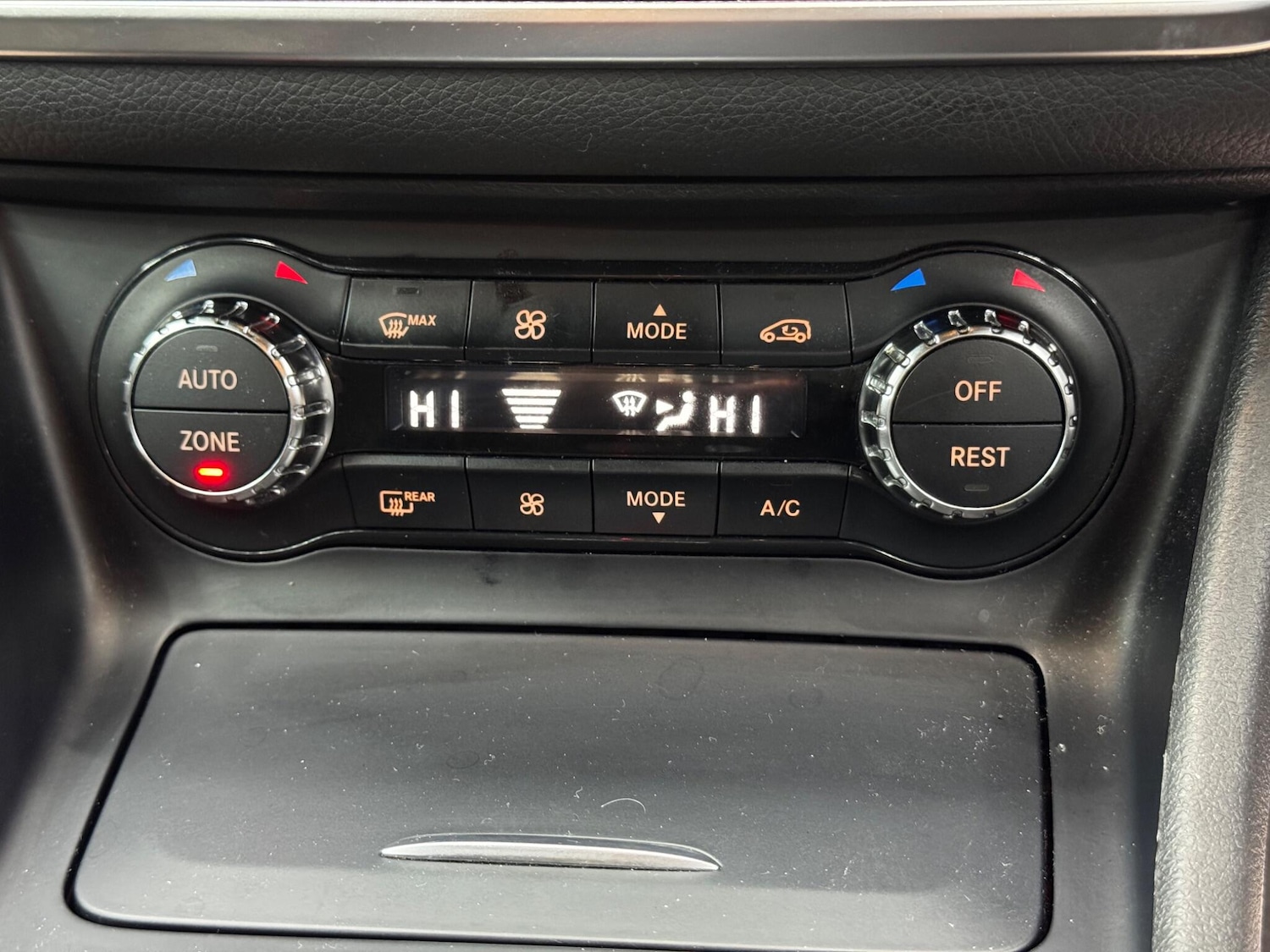 Used Mercedes-Benz GLA 2017 for sale - 77696397: Photo 28