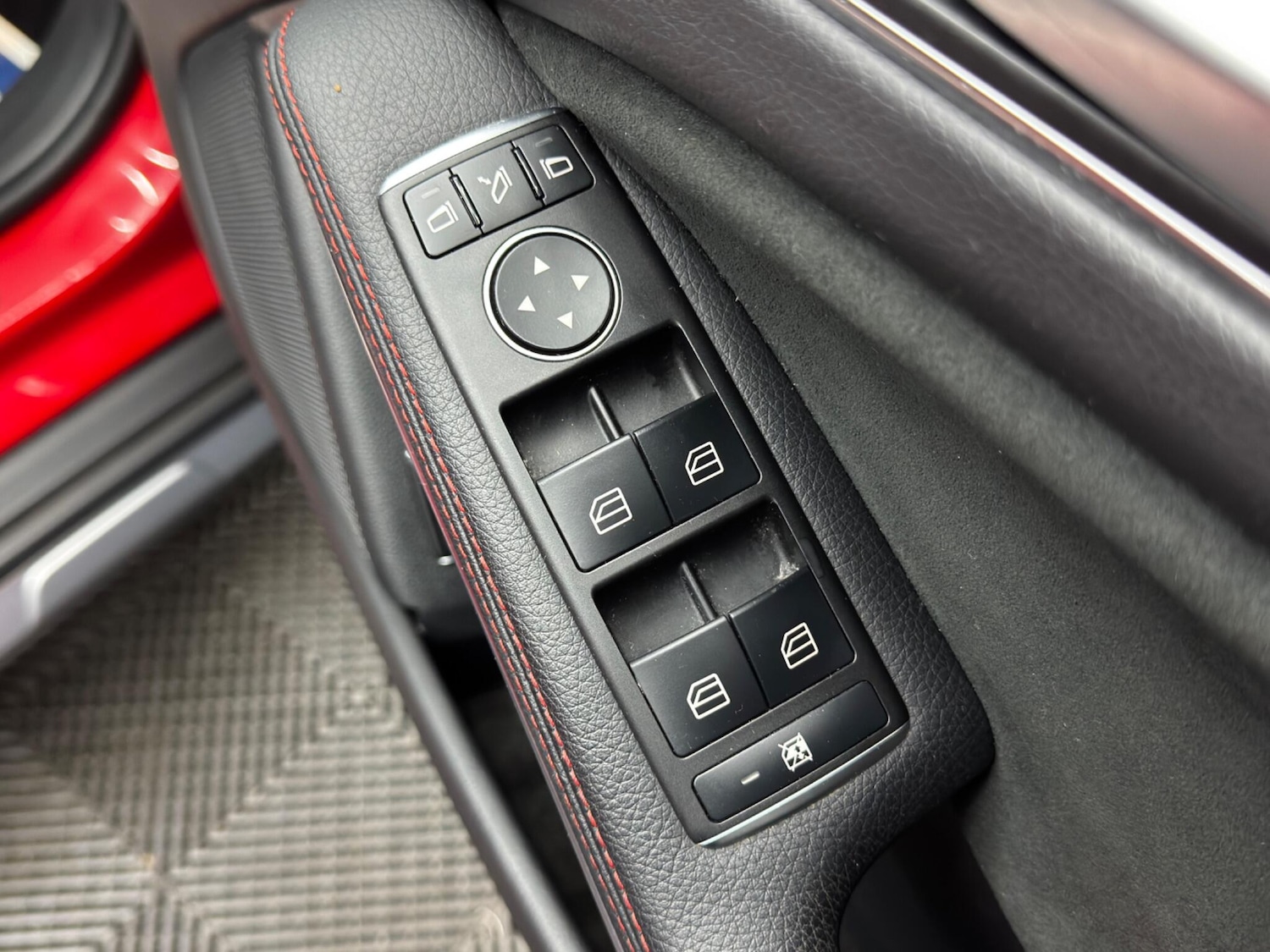 Used Mercedes-Benz GLA 2017 for sale - 77696397: Photo 42