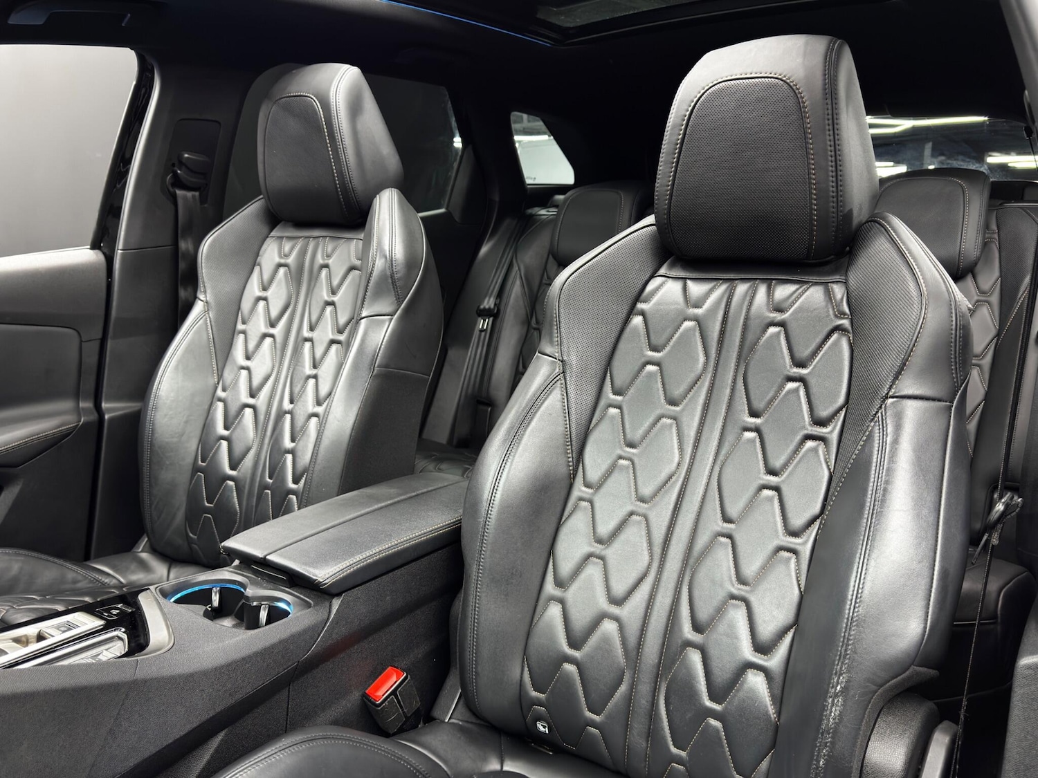 Used Peugeot 3008 2020 for sale - 76742622: Photo 14