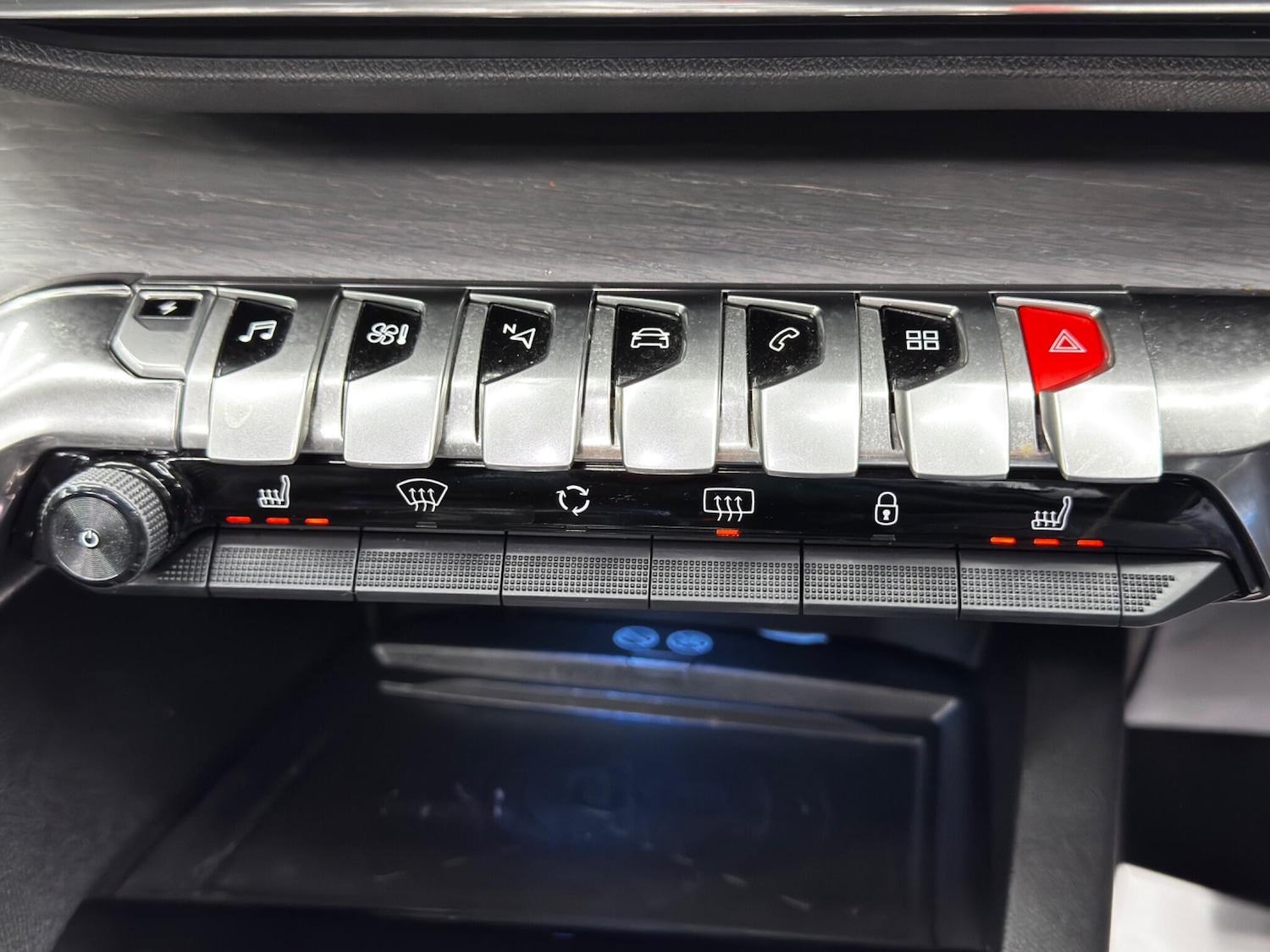 Used Peugeot 3008 2020 for sale - 76742622: Photo 26