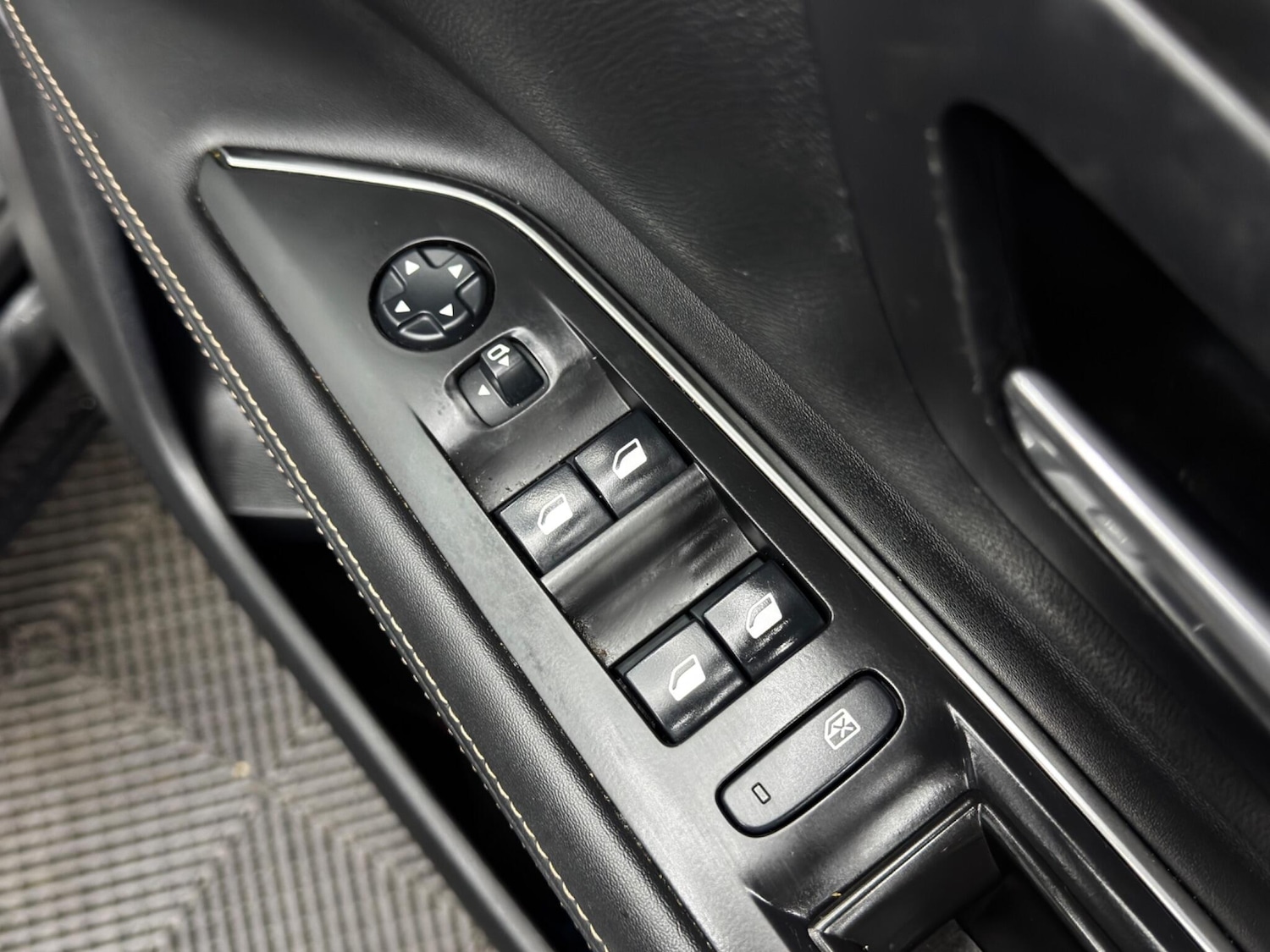 Used Peugeot 3008 2020 for sale - 76742622: Photo 42