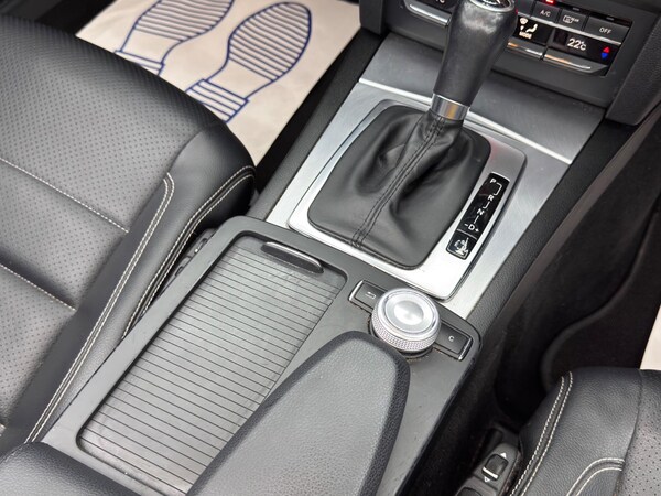 Used Mercedes-Benz E-Class for sale - 76239497: Photo 25