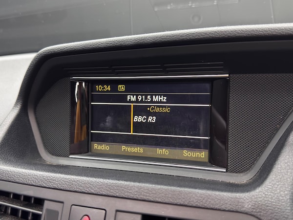 Used Mercedes-Benz E-Class for sale - 76239497: Photo 31