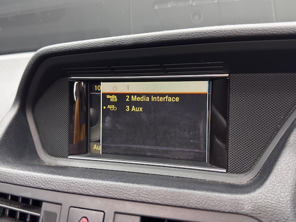 Used Mercedes-Benz E-Class for sale - 76239497: Photo 33
