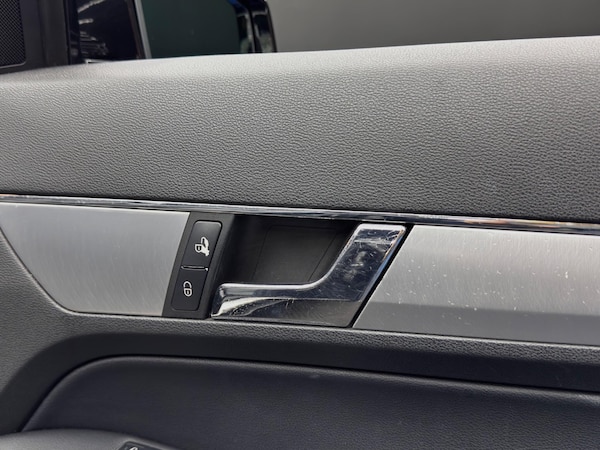 Used Mercedes-Benz E-Class for sale - 76239497: Photo 39