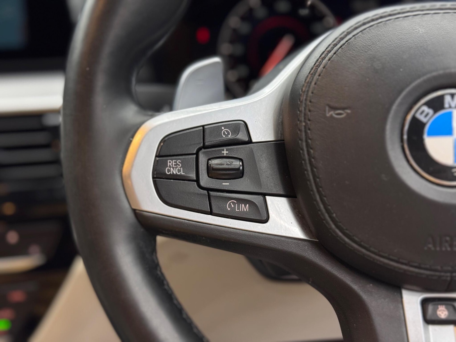 Used BMW 5 Series 2018 for sale - 76099384: Photo 21