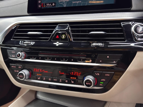 Used BMW 5 Series 2018 for sale - 76099384: Photo 27