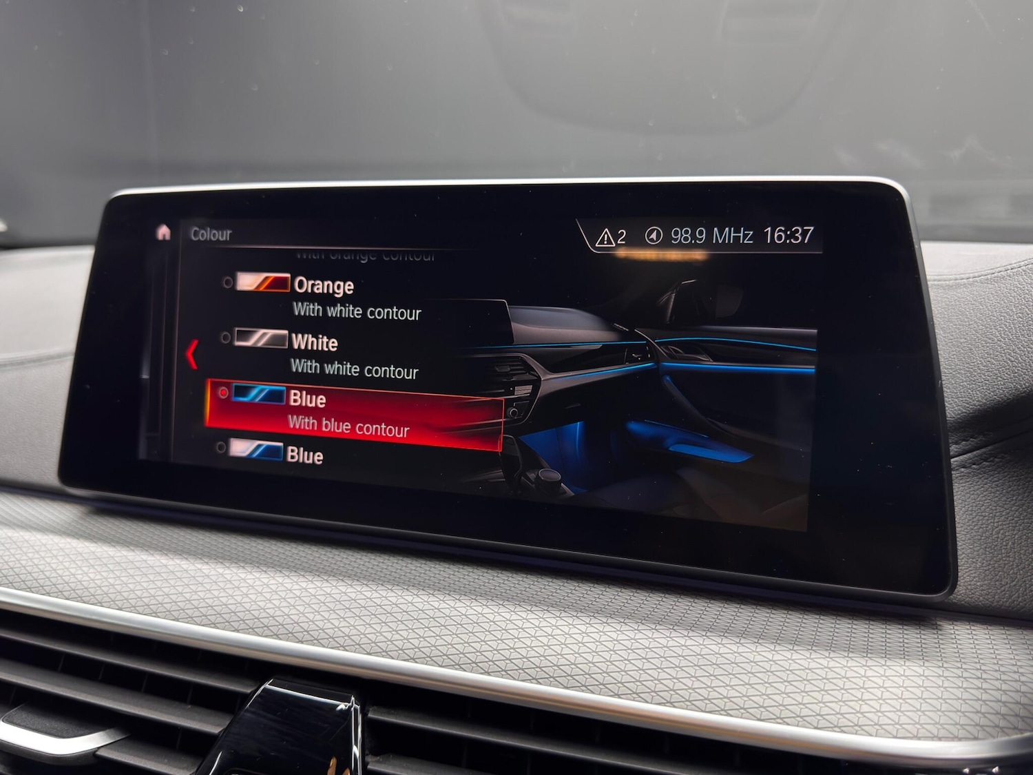 Used BMW 5 Series 2018 for sale - 76099384: Photo 32