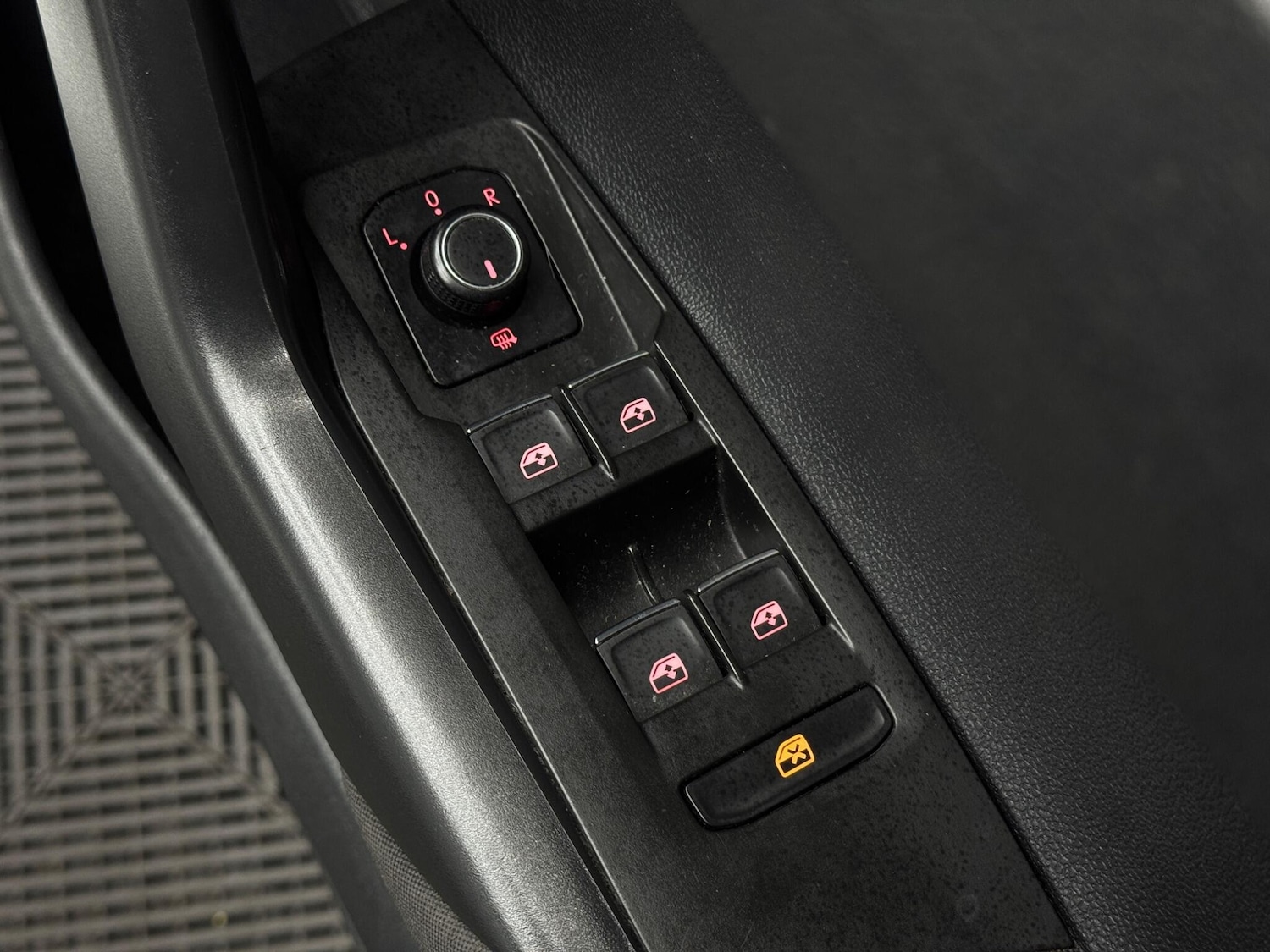 Used Volkswagen Polo 2019 for sale - 77599149: Photo 40