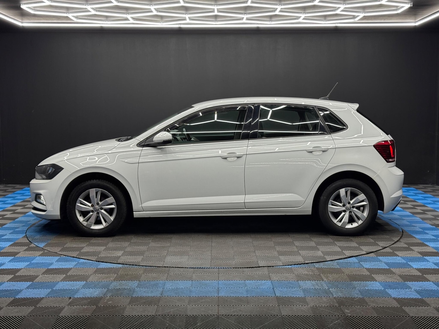 Used Volkswagen Polo 2019 for sale - 77599149: Photo 8