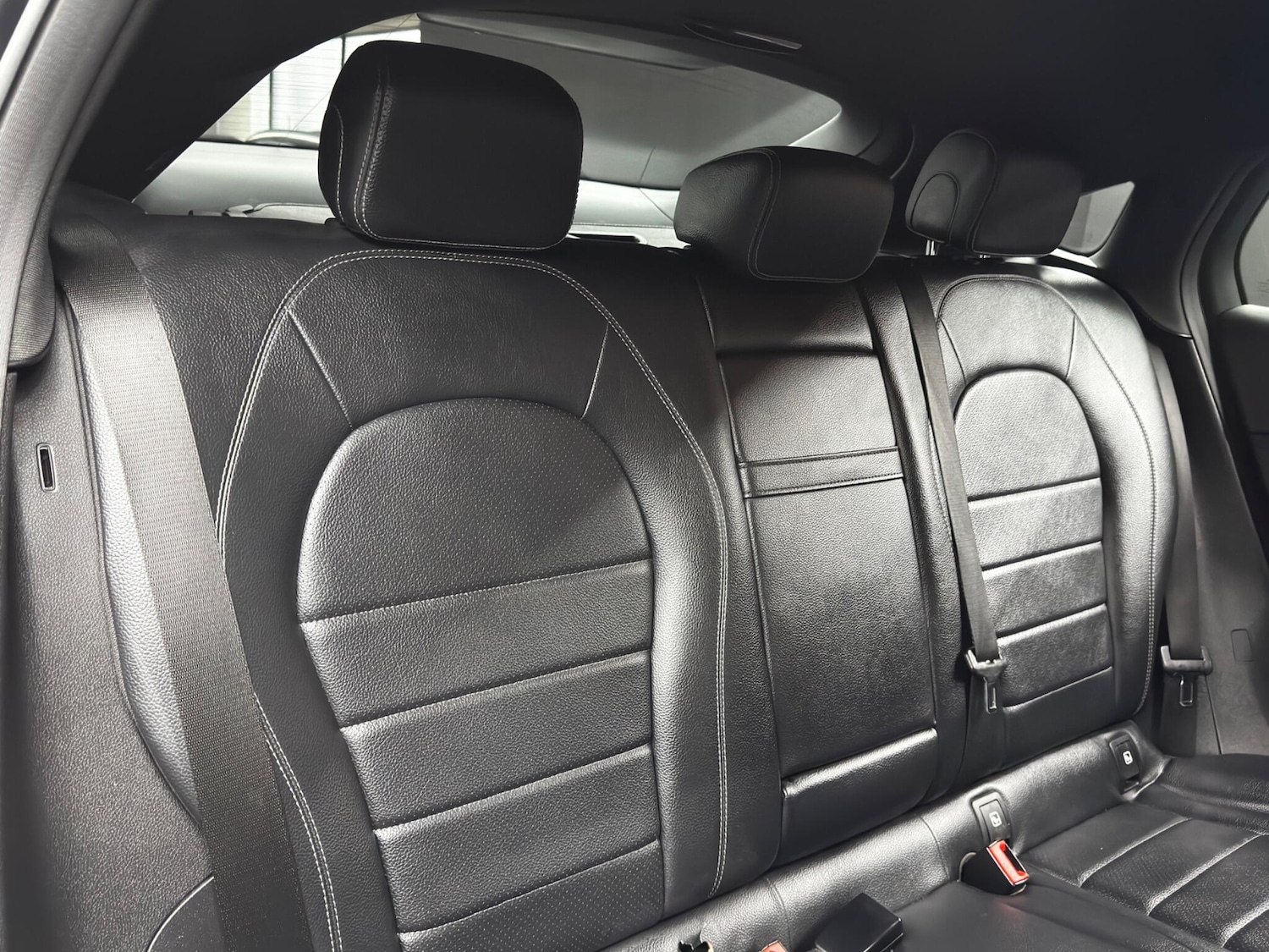 Used Mercedes-Benz GLC 2018 for sale - 76561253: Photo 15