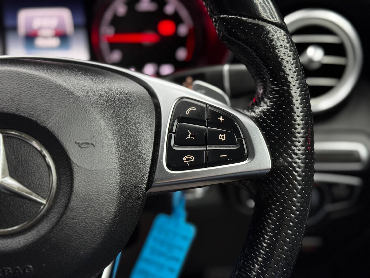 Used Mercedes-Benz GLC 2018 for sale - 76561253: Photo 21