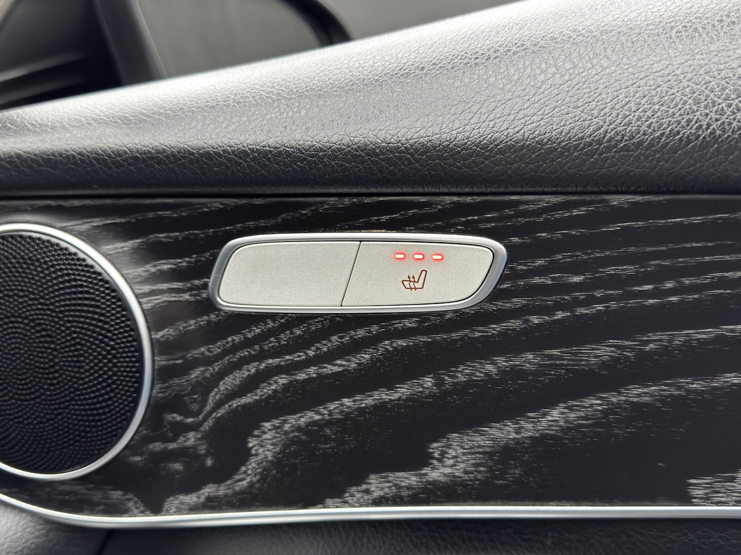 Used Mercedes-Benz GLC 2018 for sale - 76561253: Photo 38