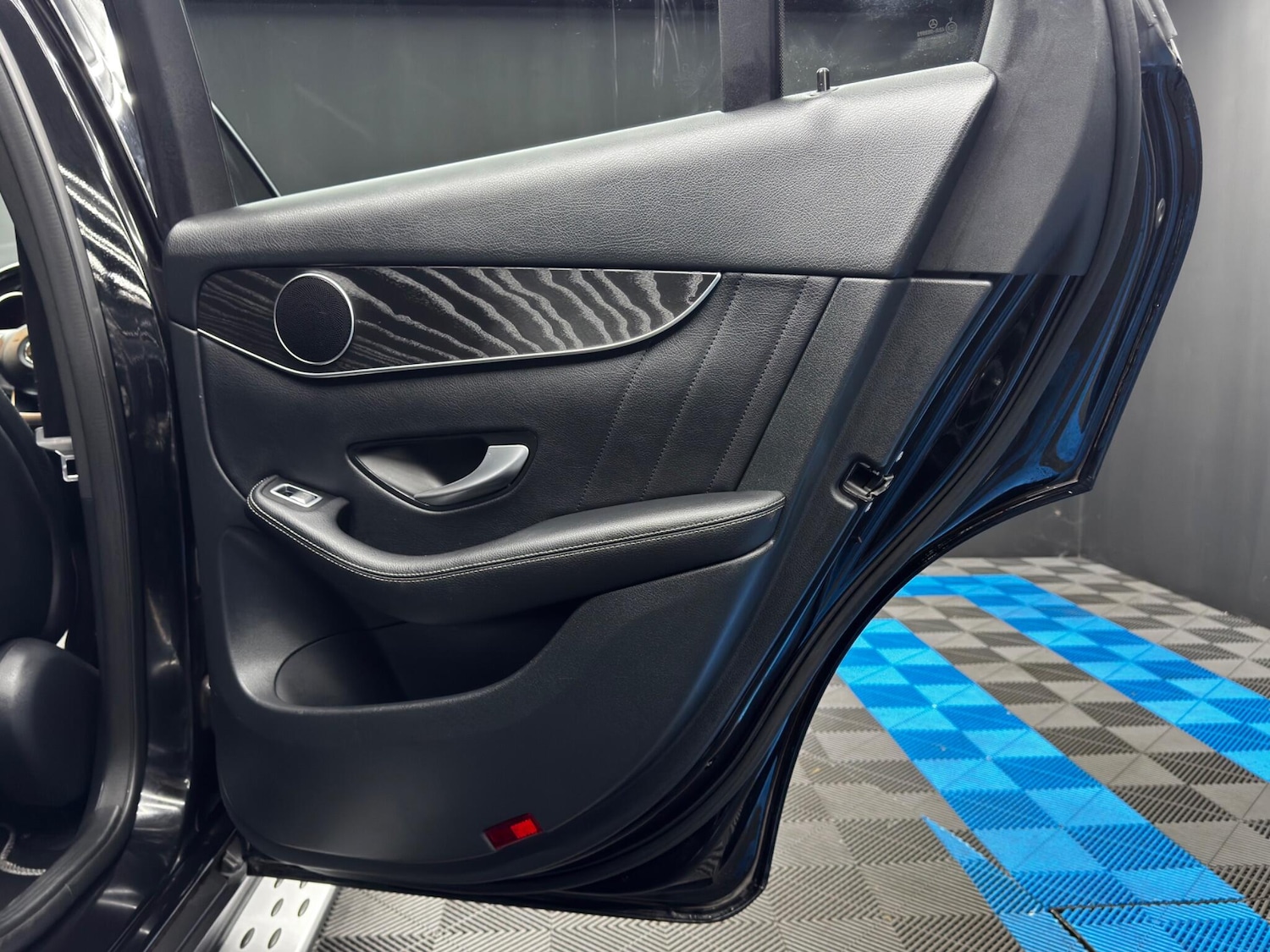 Used Mercedes-Benz GLC 2018 for sale - 76561253: Photo 41