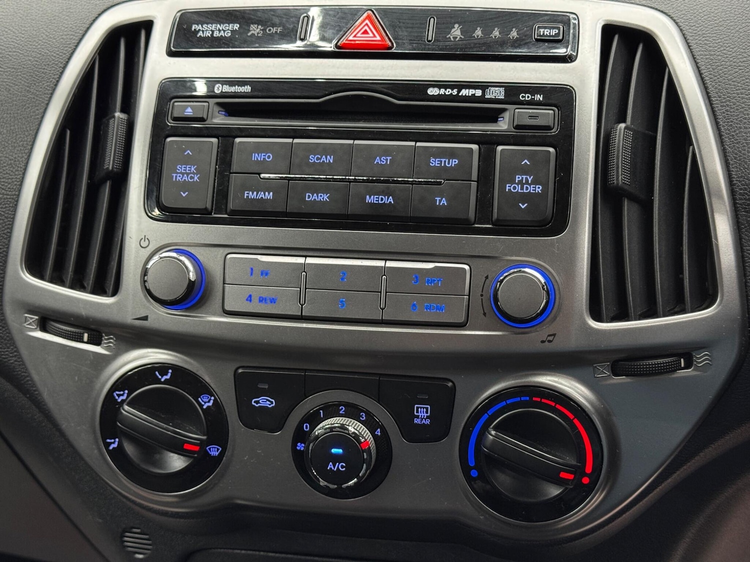 Used Hyundai i20 2013 for sale - 77598087: Photo 26