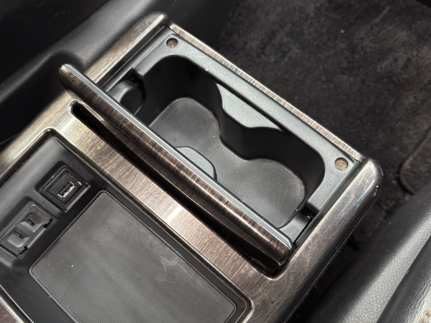 Used Nissan Elgrand for sale - 77852890: Photo 25