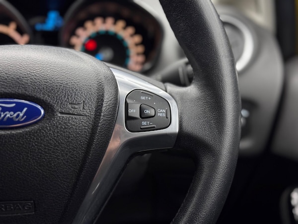 Used Ford Fiesta 2013 for sale - 76227110: Photo 21