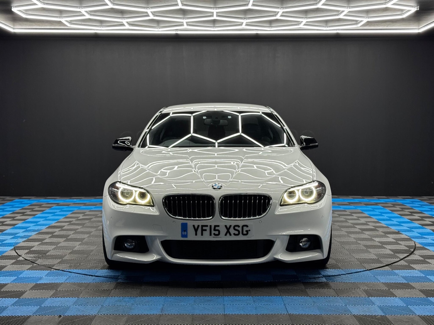 Used BMW 5 Series 2015 for sale - 76484380: Photo 2