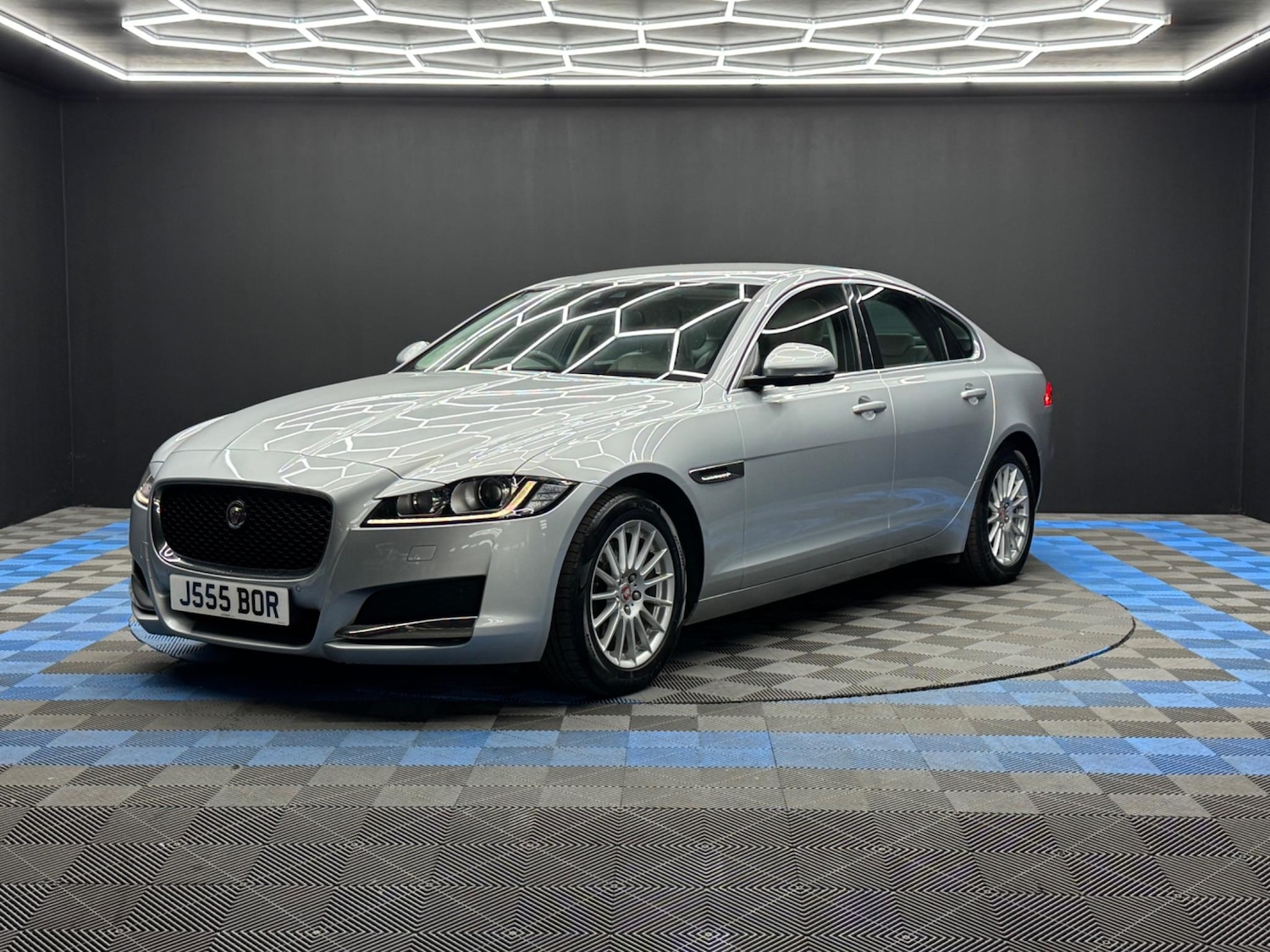 Used Audi A4 2019 for sale - 76671605: Photo 3