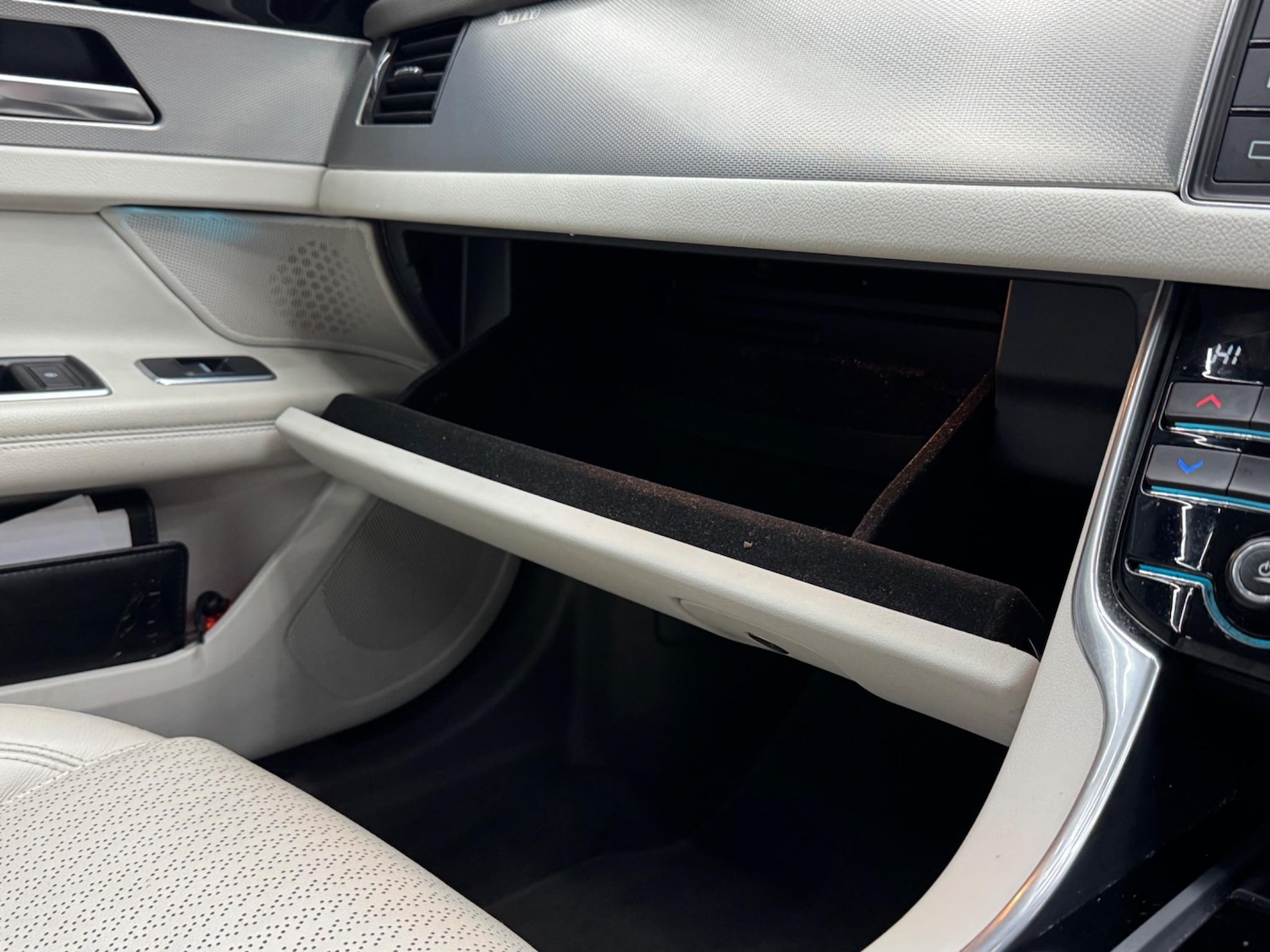 Used Audi A4 2019 for sale - 76671605: Photo 36