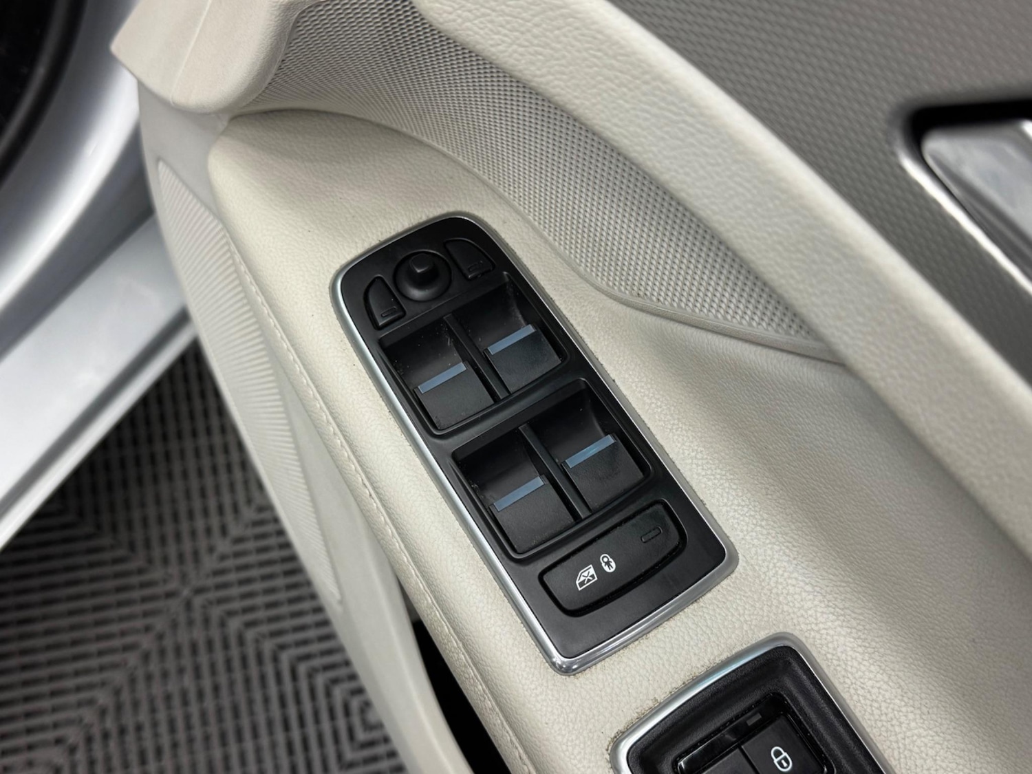 Used Audi A4 2019 for sale - 76671605: Photo 39