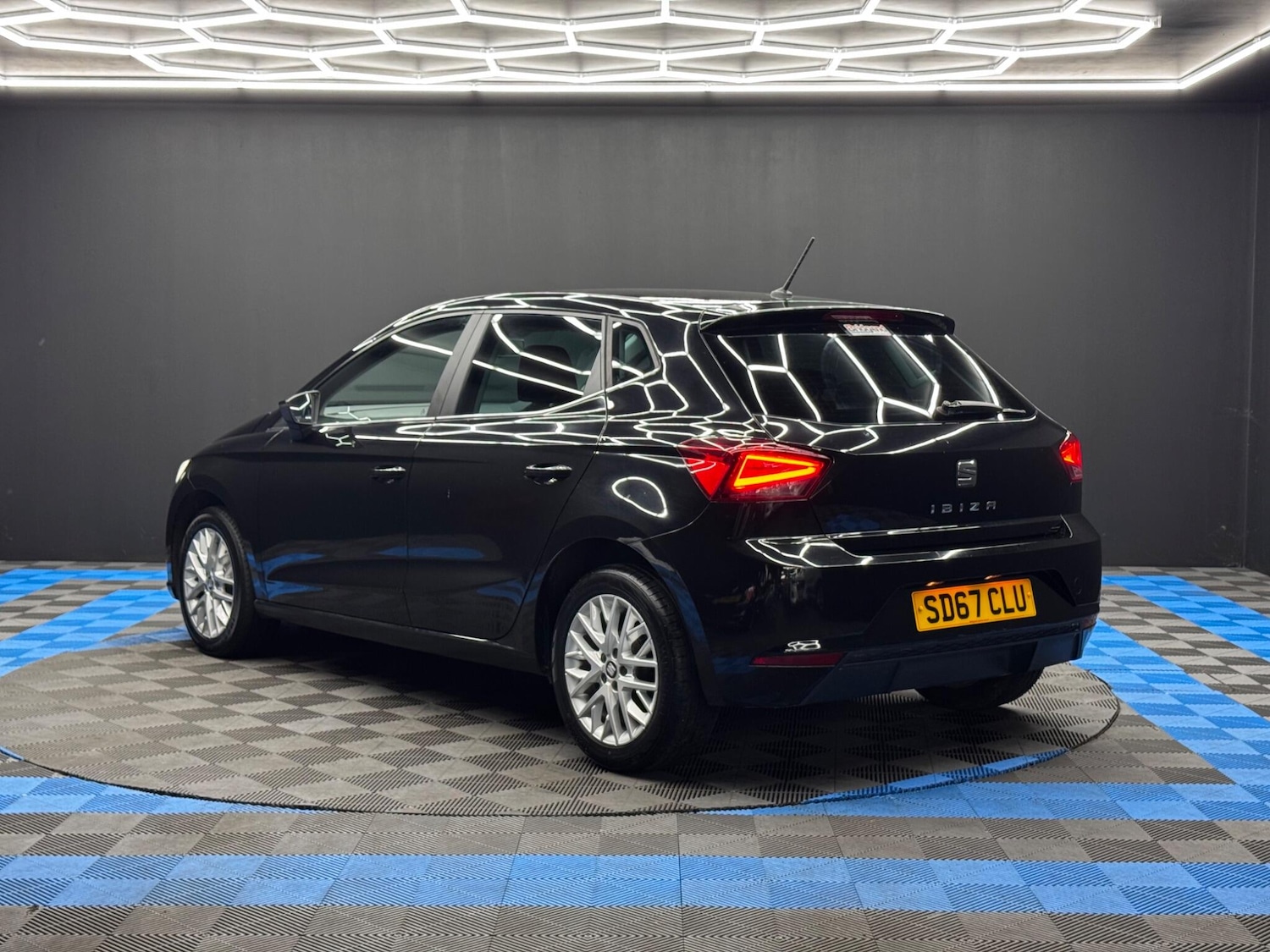 Used SEAT Ibiza 2017 for sale - 76348977: Photo 7