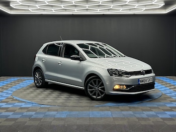 Used Volkswagen Polo 2015 for sale - 75609060: Photo