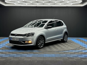 Used Volkswagen Polo 2015 for sale - 75609060: Photo