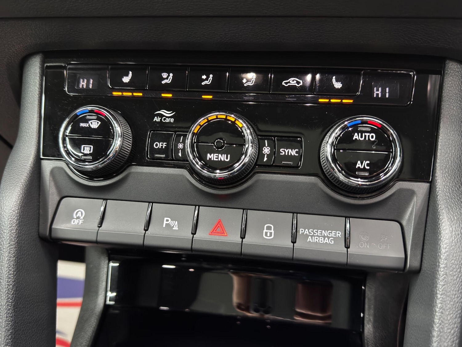 Used Skoda Karoq 2018 for sale - 76801479: Photo 29