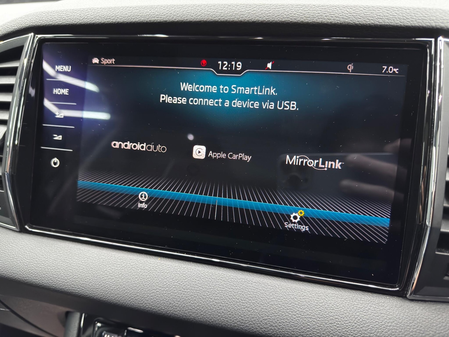 Used Skoda Karoq 2018 for sale - 76801479: Photo 35