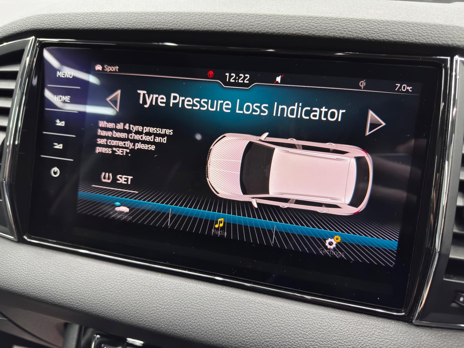 Used Skoda Karoq 2018 for sale - 76801479: Photo 37