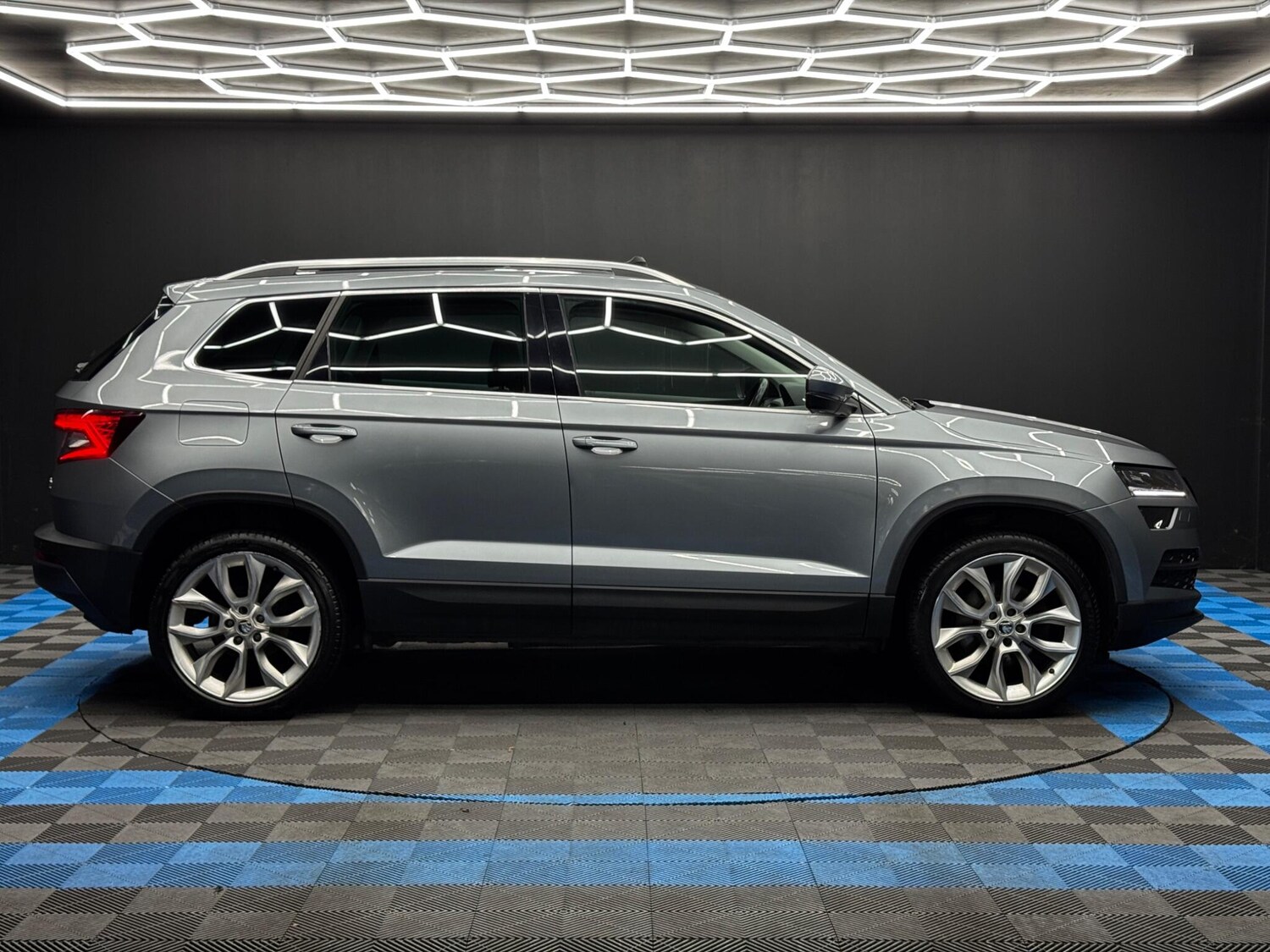 Used Skoda Karoq 2018 for sale - 76801479: Photo 4