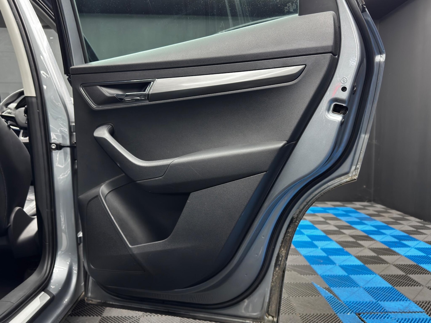 Used Skoda Karoq 2018 for sale - 76801479: Photo 49