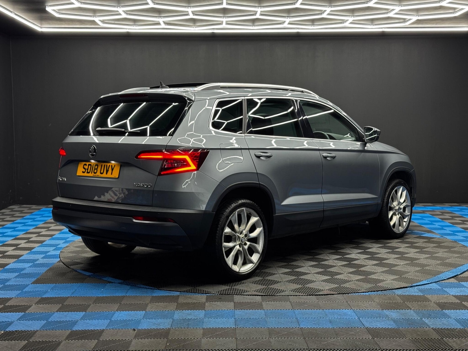 Used Skoda Karoq 2018 for sale - 76801479: Photo 5
