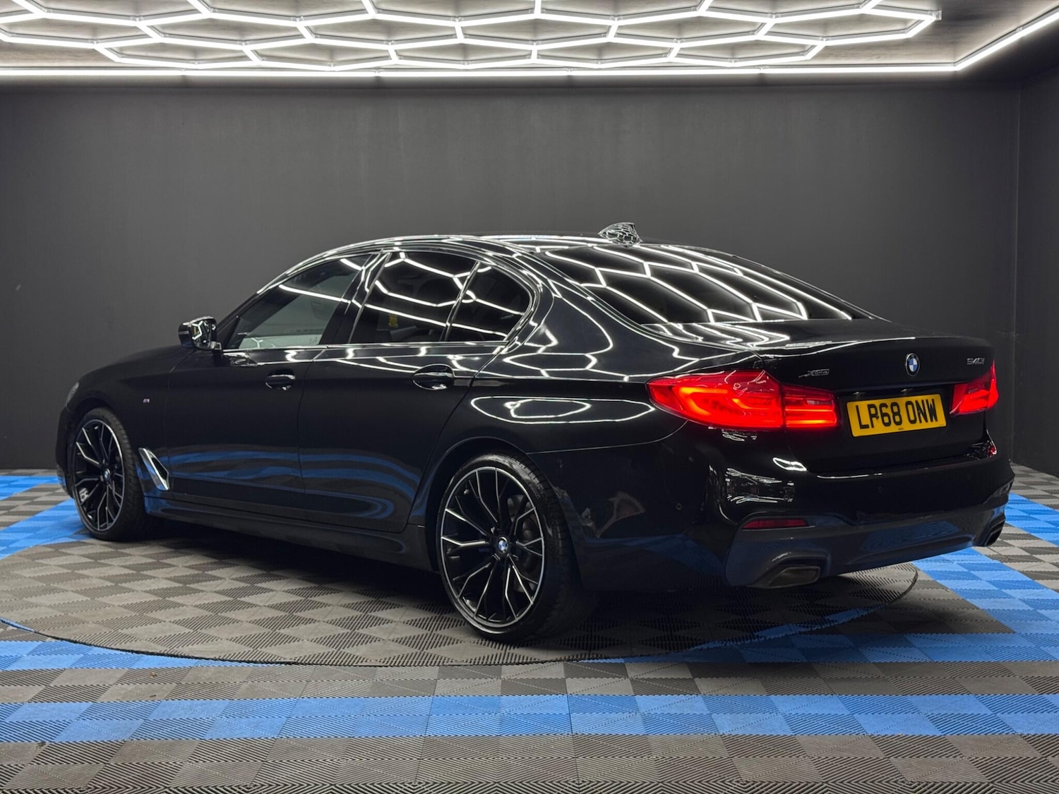 Used BMW 5 Series 2018 for sale - 76989346: Photo 7