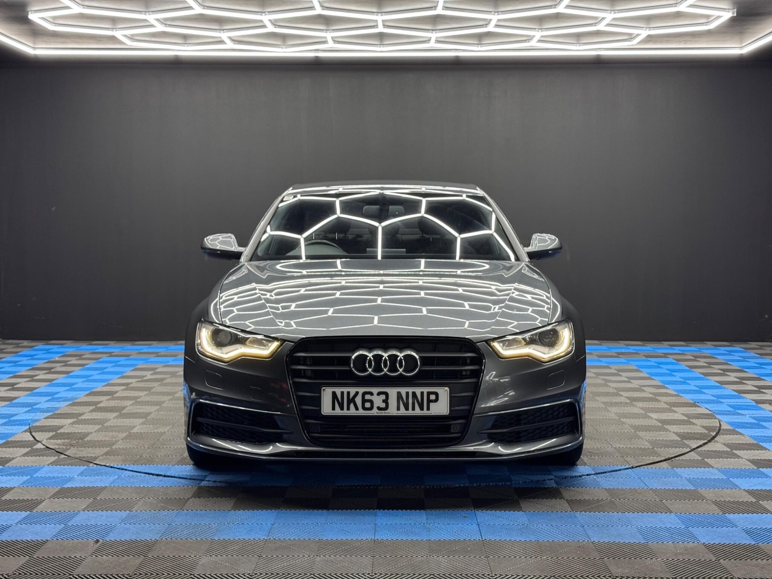 Used Audi A6 Saloon 2013 for sale - 76136794: Photo 2
