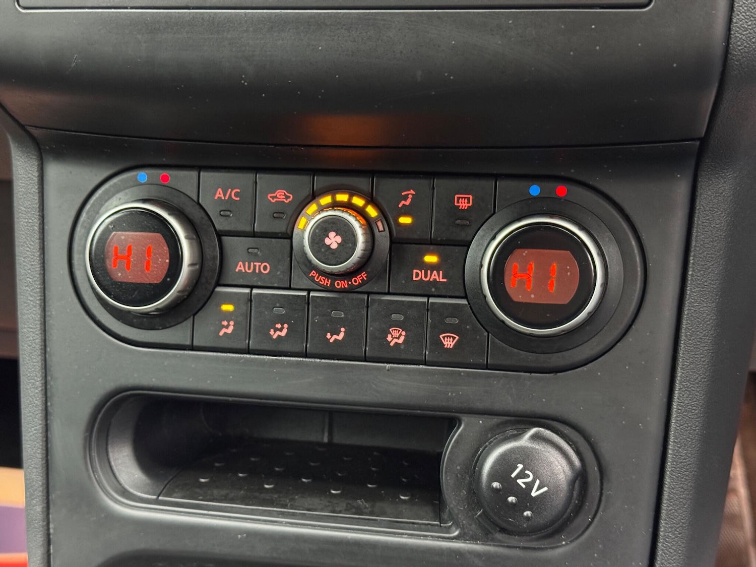 Used Nissan Qashqai for sale - 77497568: Photo 26