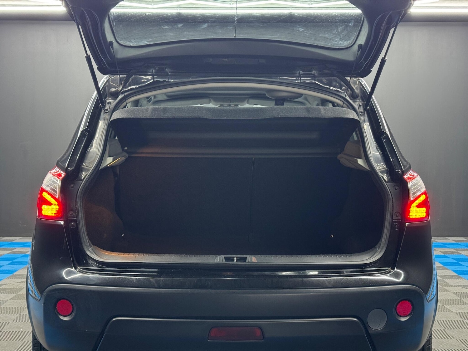 Used Nissan Qashqai for sale - 77497568: Photo 30