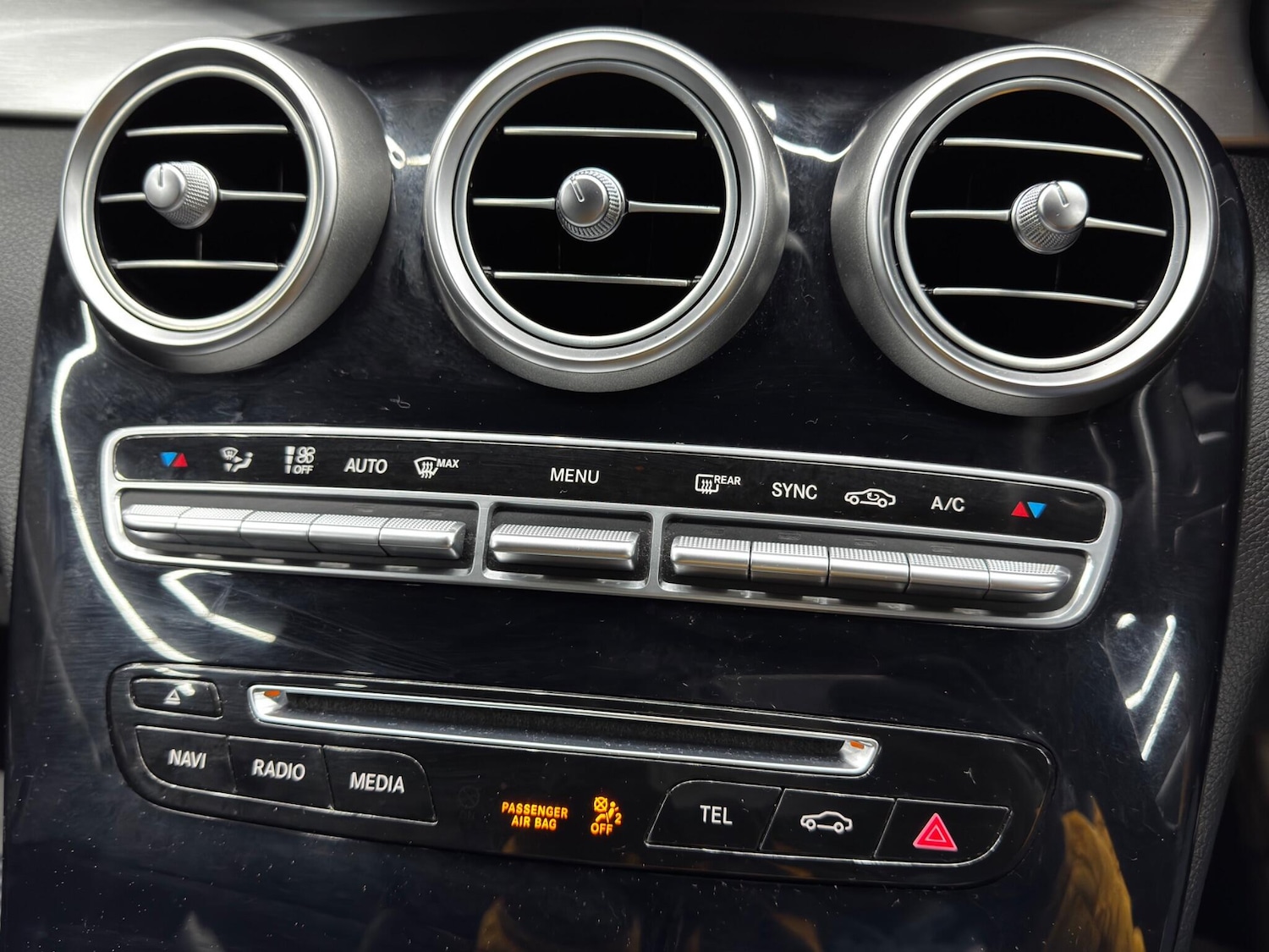 Used Mercedes-Benz C Class 2015 for sale - 76646089: Photo 27