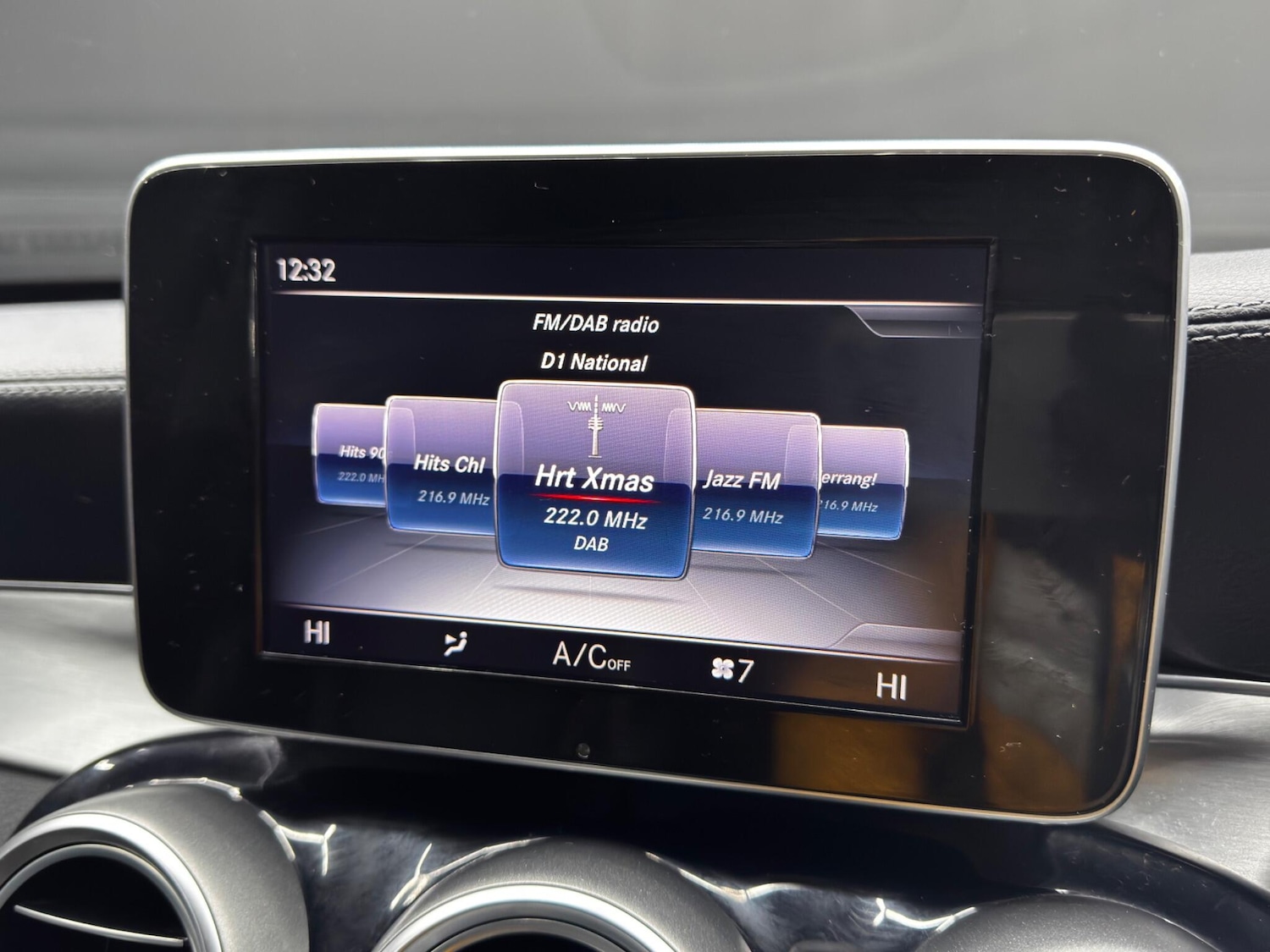 Used Mercedes-Benz C Class 2015 for sale - 76646089: Photo 28