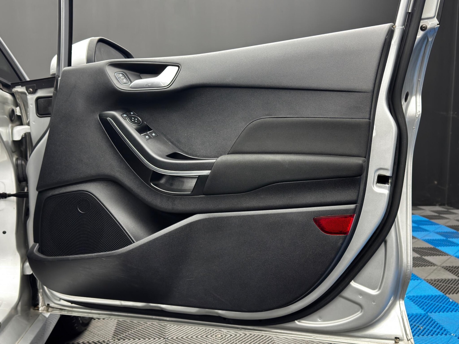 Used Ford Fiesta 2018 for sale - 77120757: Photo 35