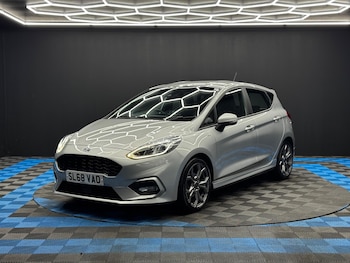 Used Ford Fiesta 2018 for sale - 77120757: Photo